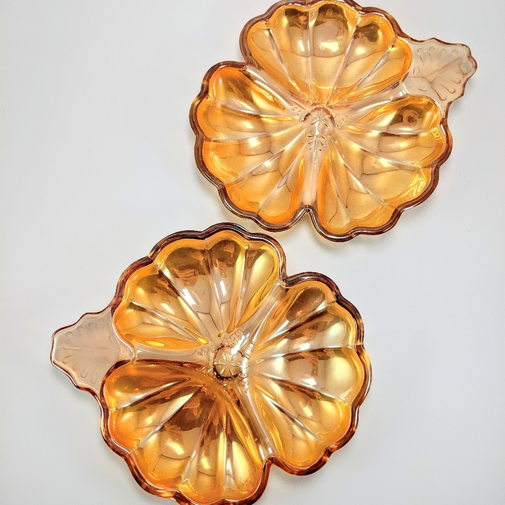 Carnival Glass Marigold 3 Part Clover Shape Dish